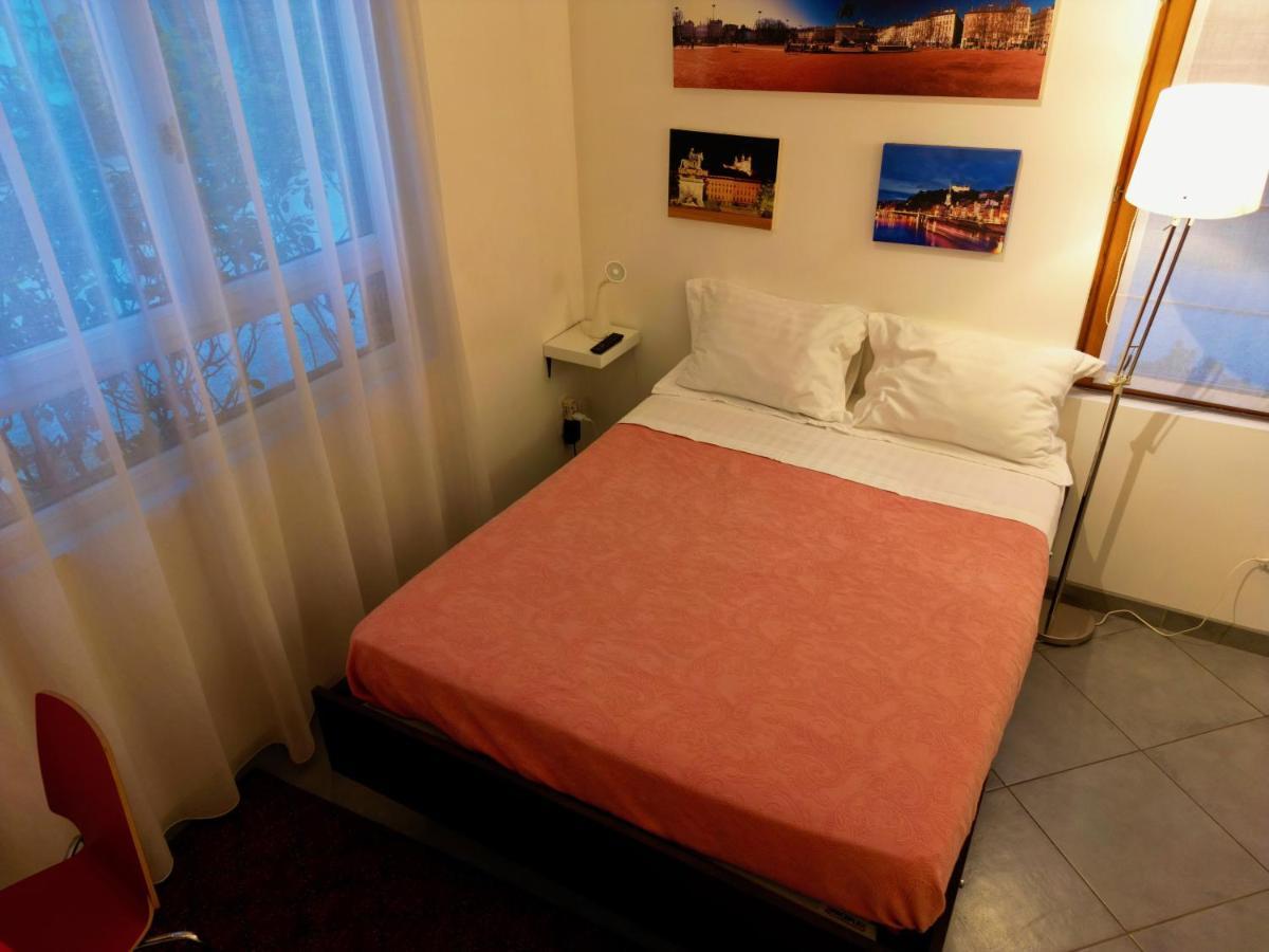 B&B Clos Feuillat Lyon Exterior foto