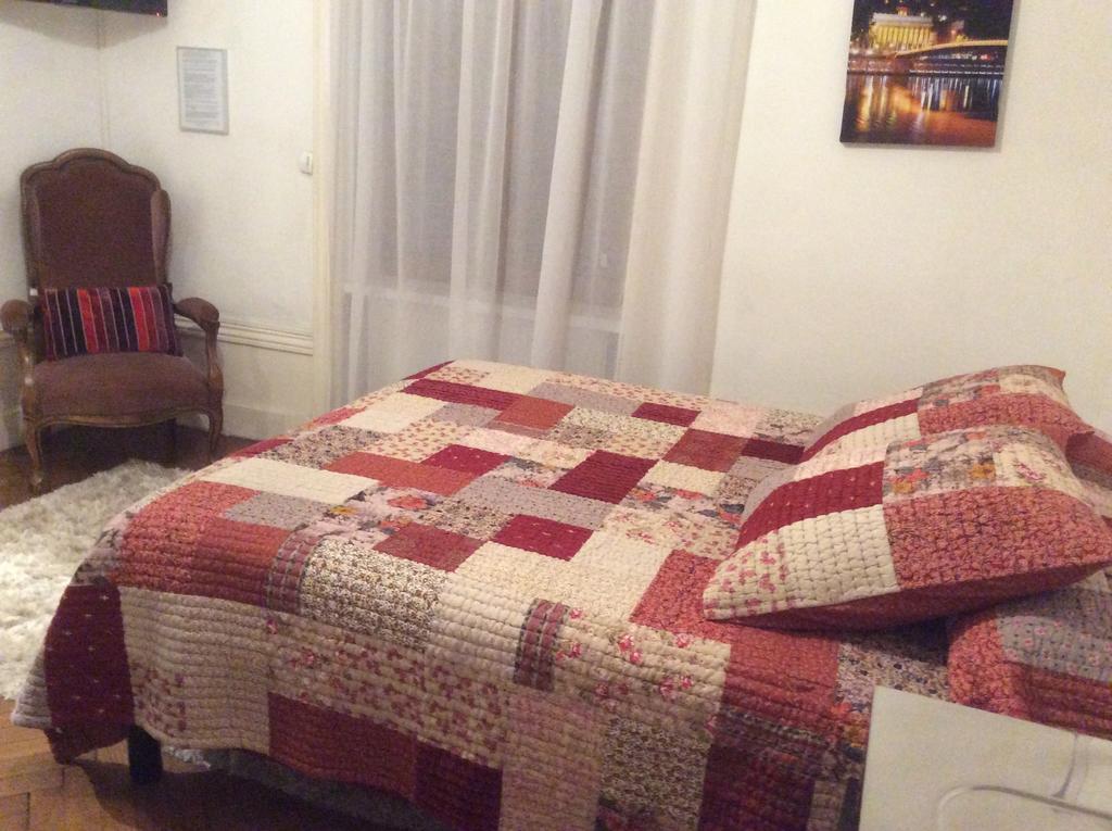 B&B Clos Feuillat Lyon Habitación foto